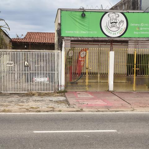 Casa com 3 dormitórios, 255m², na Avenida Itavuvu - venda R$ 1.484.000,00, ideal para residência ou comércio.